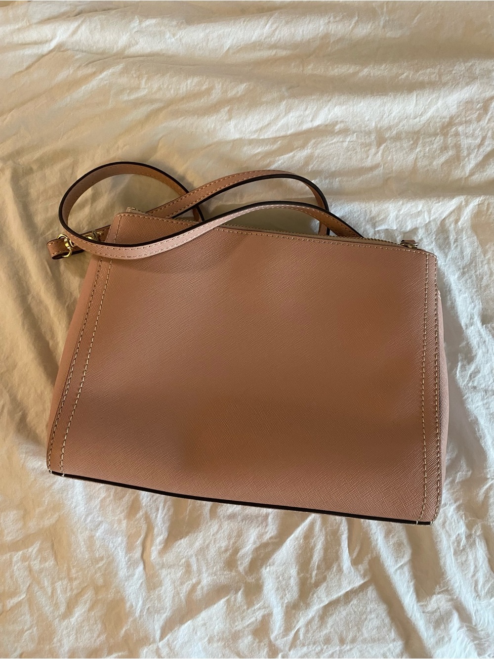 Lo & Sons Pearl Convertible Crossbody Bag